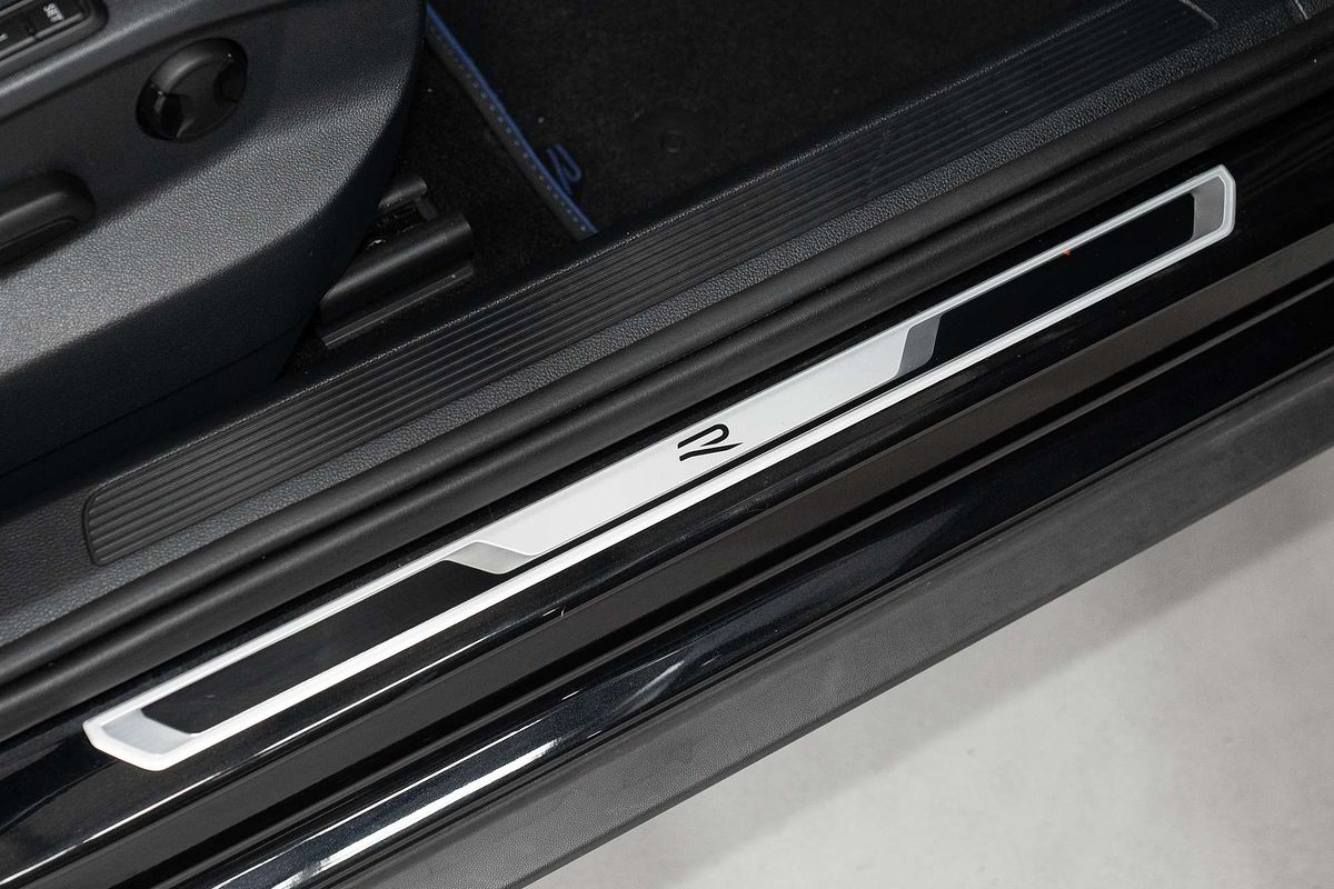 2022 Volkswagen T-Roc R D11