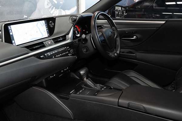 2020 Lexus ES ES300h F Sport AXZH10R