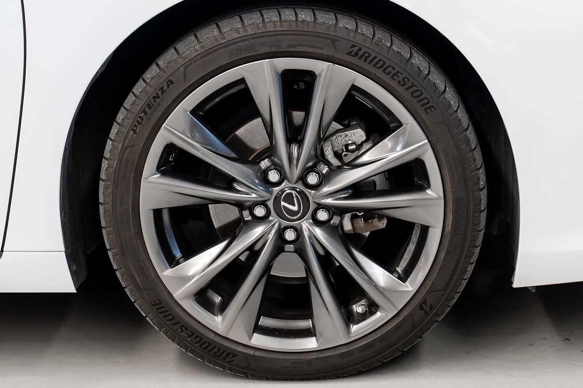 2020 Lexus ES ES300h F Sport AXZH10R