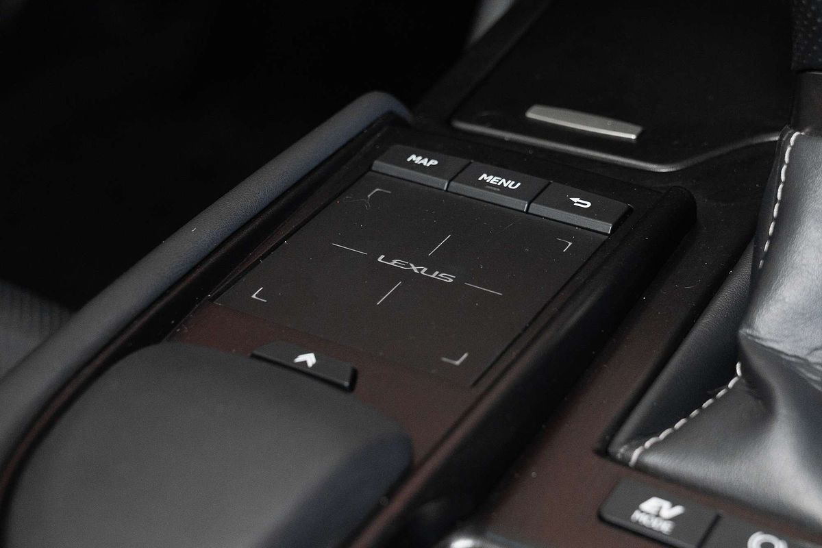2020 Lexus ES ES300h F Sport AXZH10R