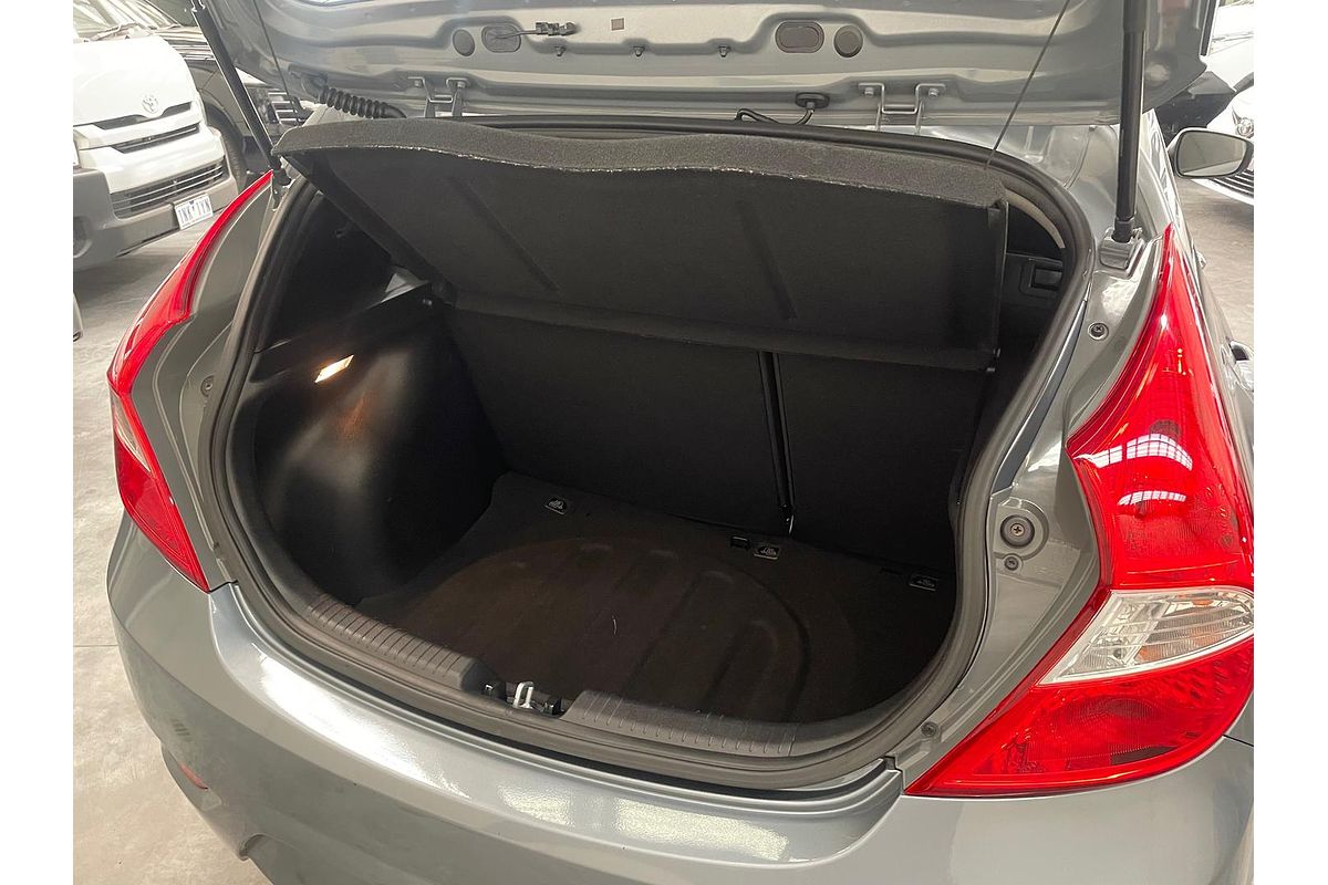 2017 Hyundai Accent Sport RB5