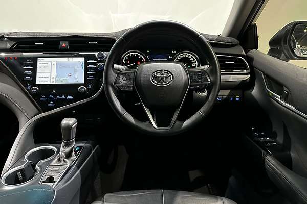2020 Toyota Camry SX GSV70R