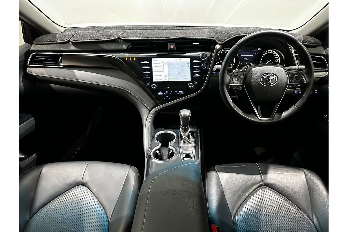 2020 Toyota Camry SX GSV70R