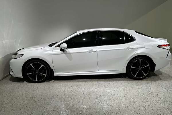 2020 Toyota Camry SX GSV70R