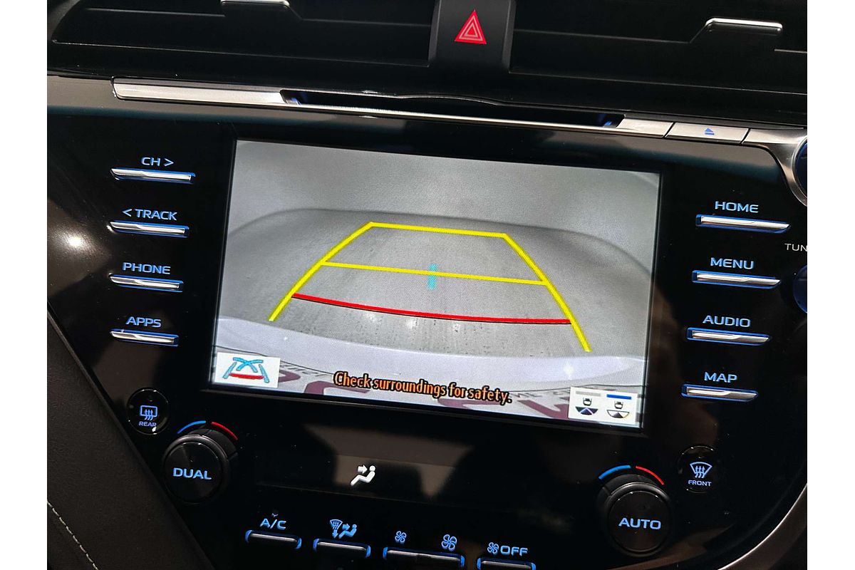 2020 Toyota Camry SX GSV70R
