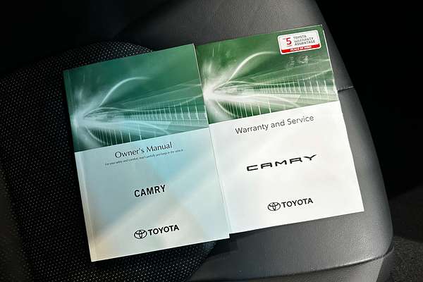 2020 Toyota Camry SX GSV70R