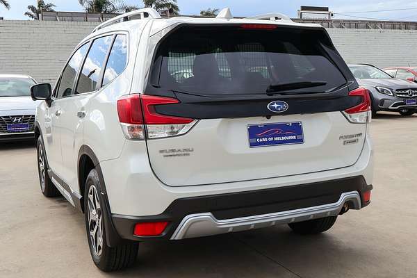 2022 Subaru Forester Hybrid L S5