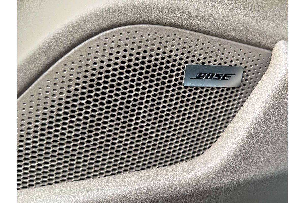 2023 Porsche Taycan  Y1A