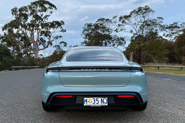 2023 Porsche Taycan  Y1A