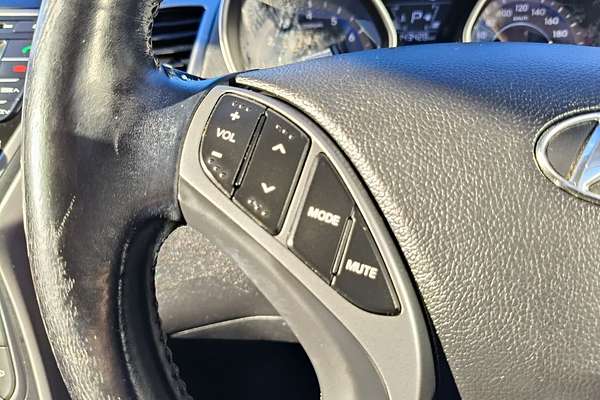 2013 Hyundai Elantra Active MD3