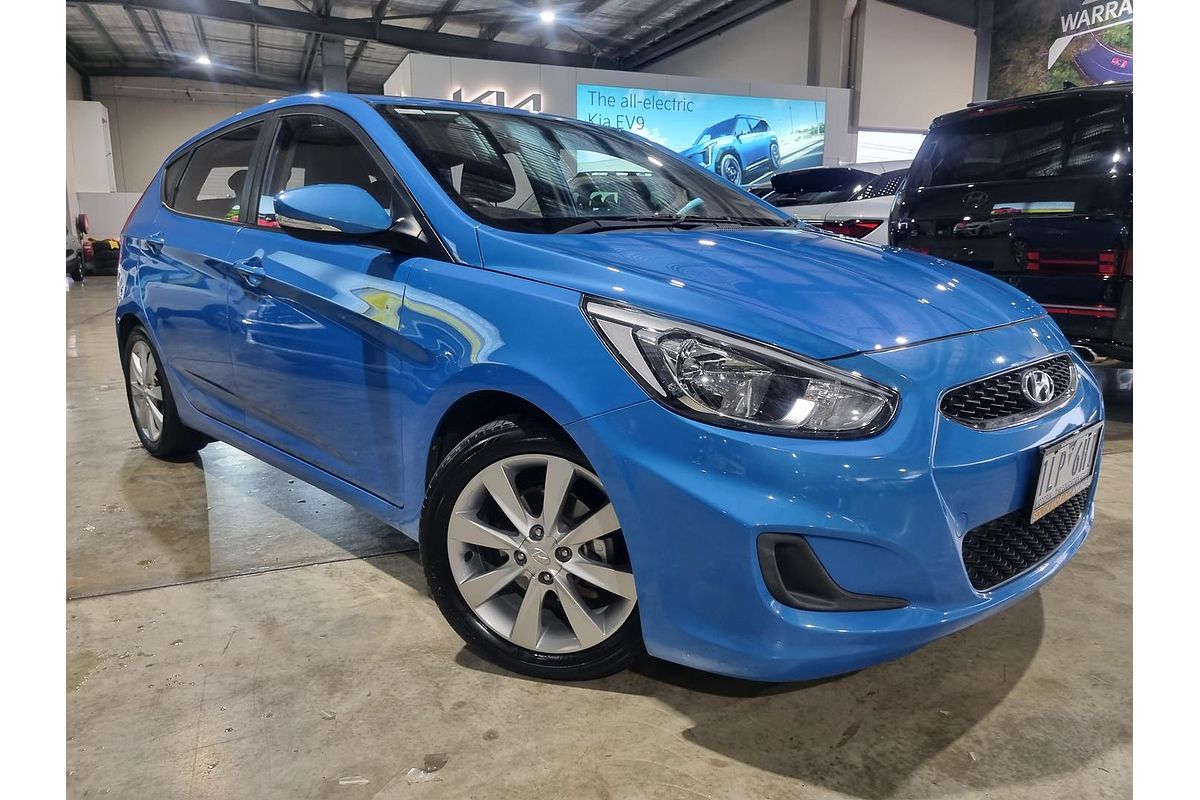 2017 Hyundai Accent Sport RB6