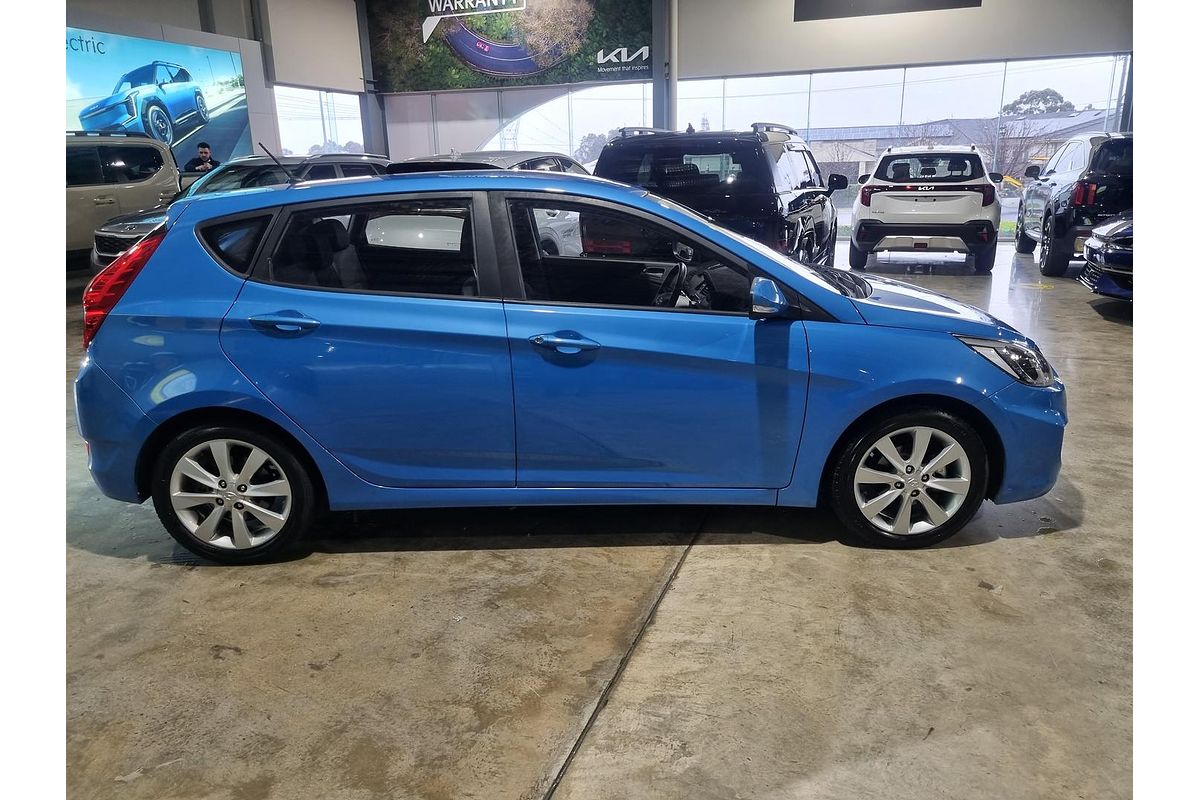 2017 Hyundai Accent Sport RB6