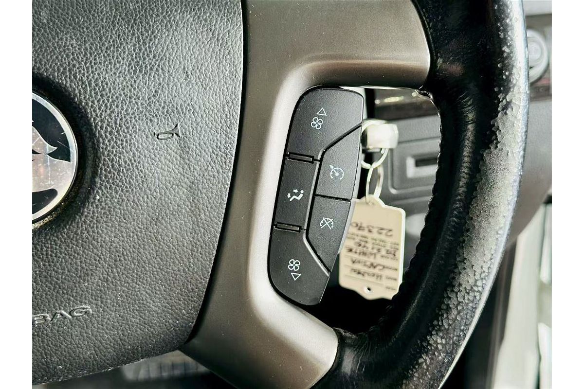 CAPTIVA CG MY13 7 LX (4x4) 2.2L DT4 DIESEL TURBO F/INJ 6 SP AUTOMATIC 4D WAGON 