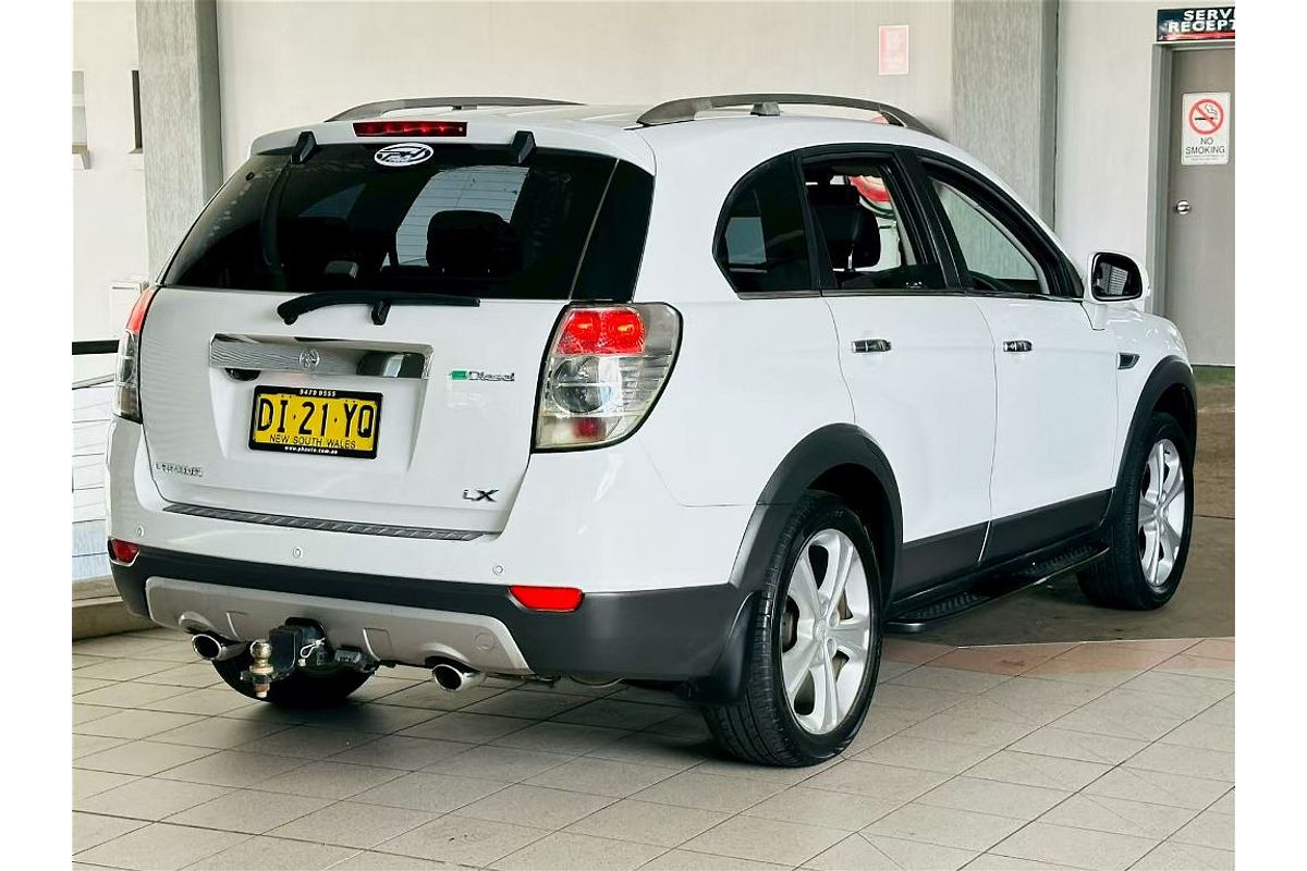 CAPTIVA CG MY13 7 LX (4x4) 2.2L DT4 DIESEL TURBO F/INJ 6 SP AUTOMATIC 4D WAGON 