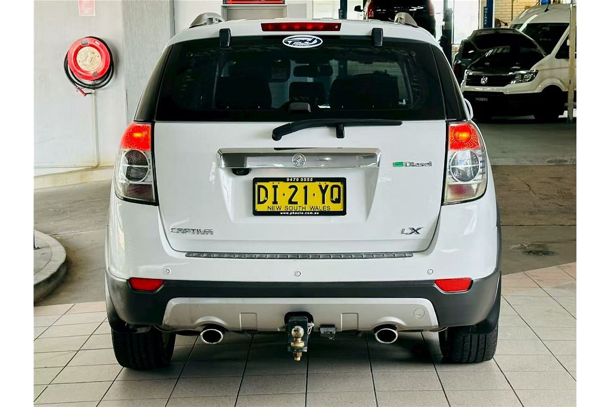 CAPTIVA CG MY13 7 LX (4x4) 2.2L DT4 DIESEL TURBO F/INJ 6 SP AUTOMATIC 4D WAGON 