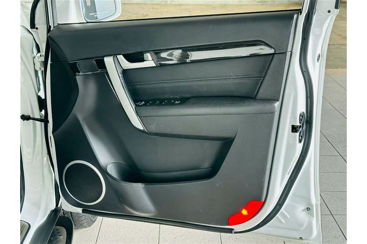 CAPTIVA CG MY13 7 LX (4x4) 2.2L DT4 DIESEL TURBO F/INJ 6 SP AUTOMATIC 4D WAGON 