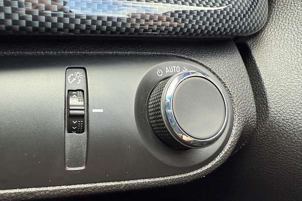 2016 Holden Commodore SV6 VF Series II