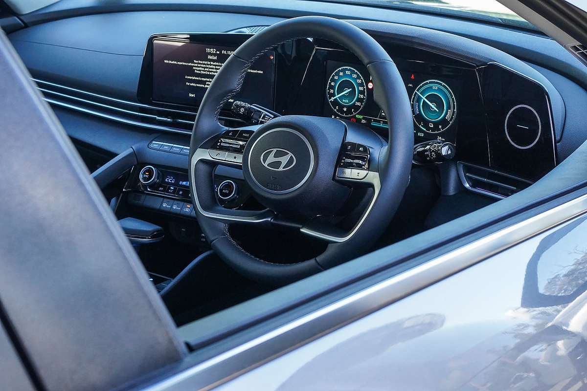 2025 Hyundai i30 Elite Hybrid CN7.V2