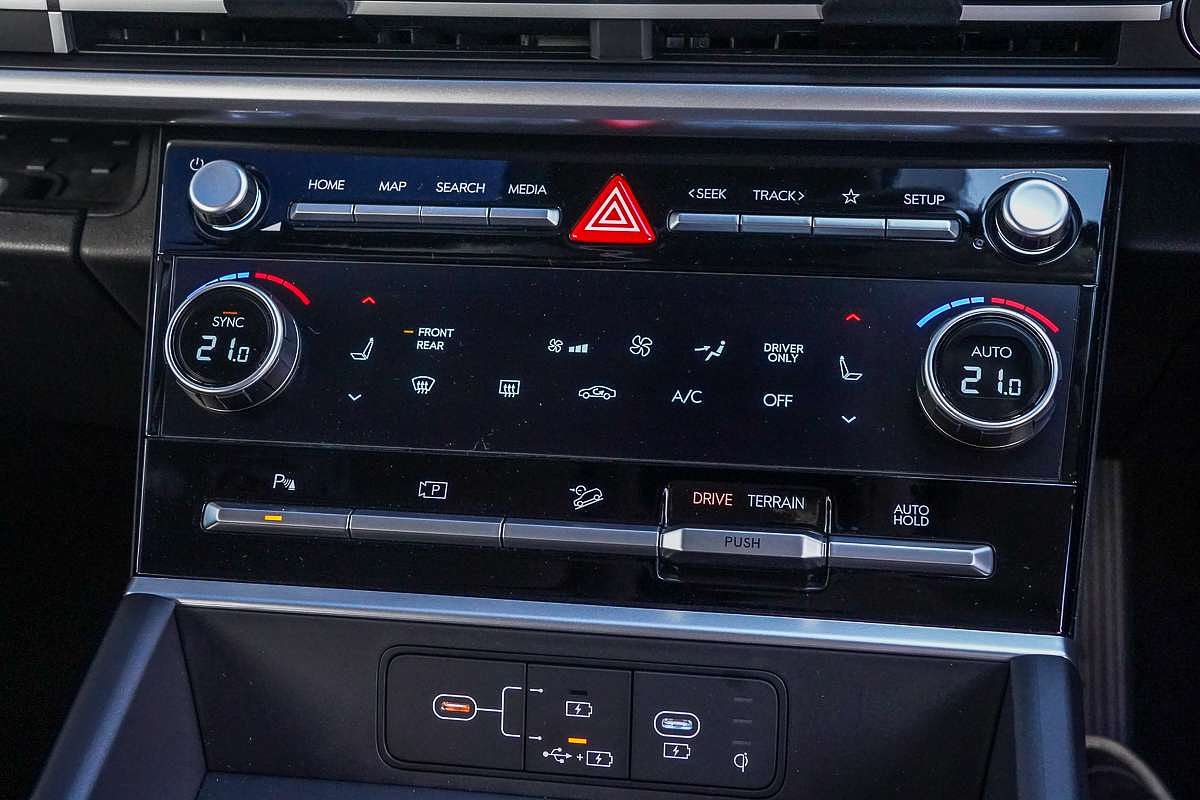 2025 Hyundai Santa Fe Hybrid MX5.V1