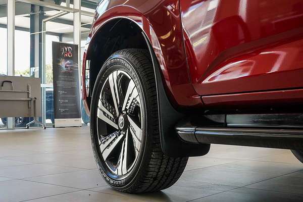 2025 Isuzu MU-X LS-T