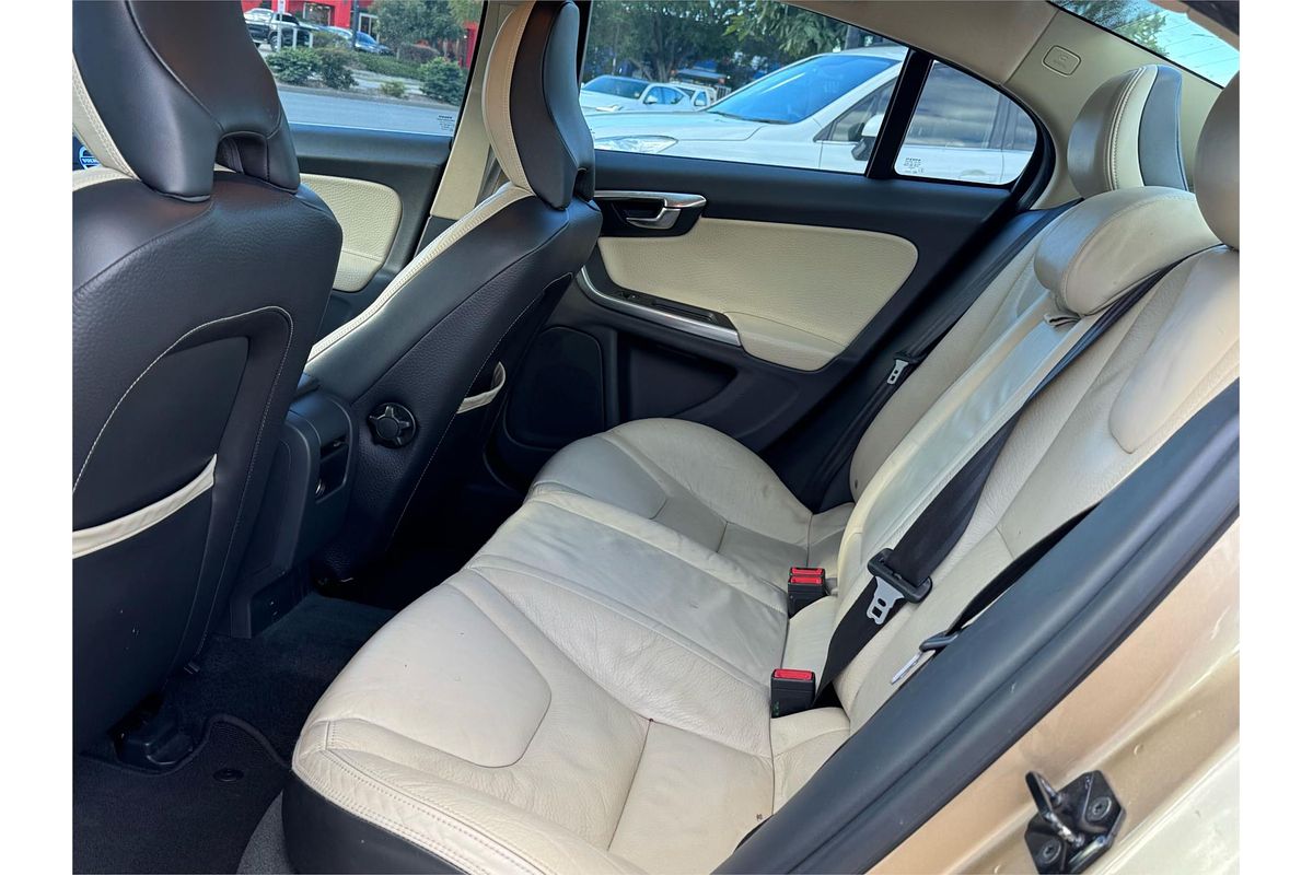 2010 Volvo S60 D5