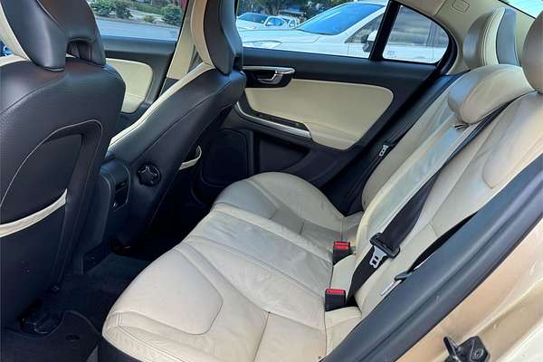 2010 Volvo S60 D5