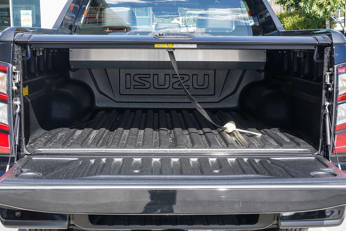 2025 Isuzu D-MAX X-TERRAIN 4X4