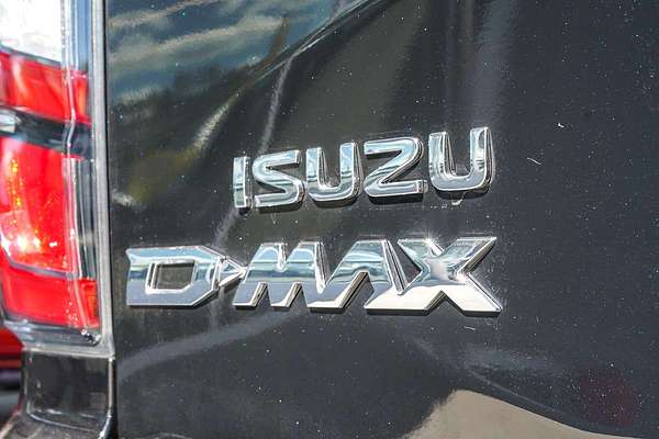 2025 Isuzu D-MAX X-TERRAIN 4X4