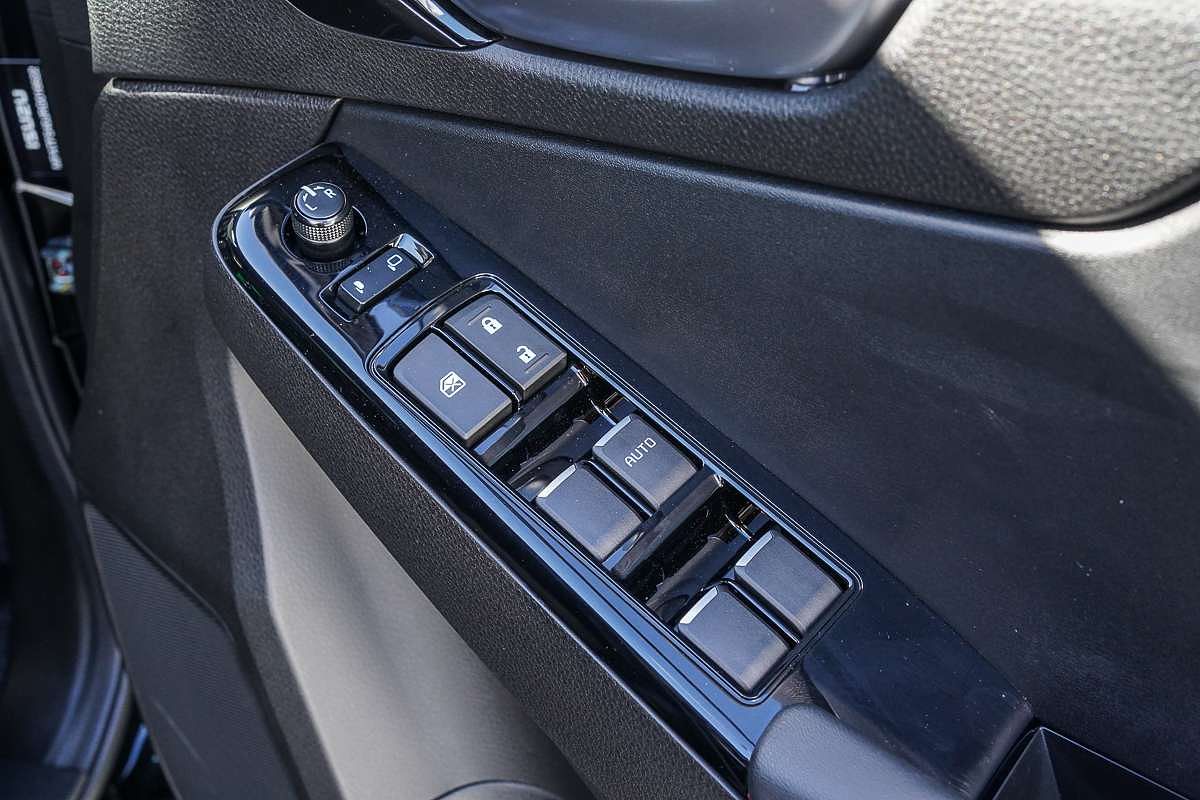 2025 Isuzu D-MAX X-TERRAIN 4X4