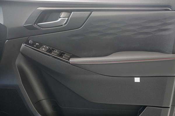 2025 Isuzu D-MAX X-TERRAIN 4X4