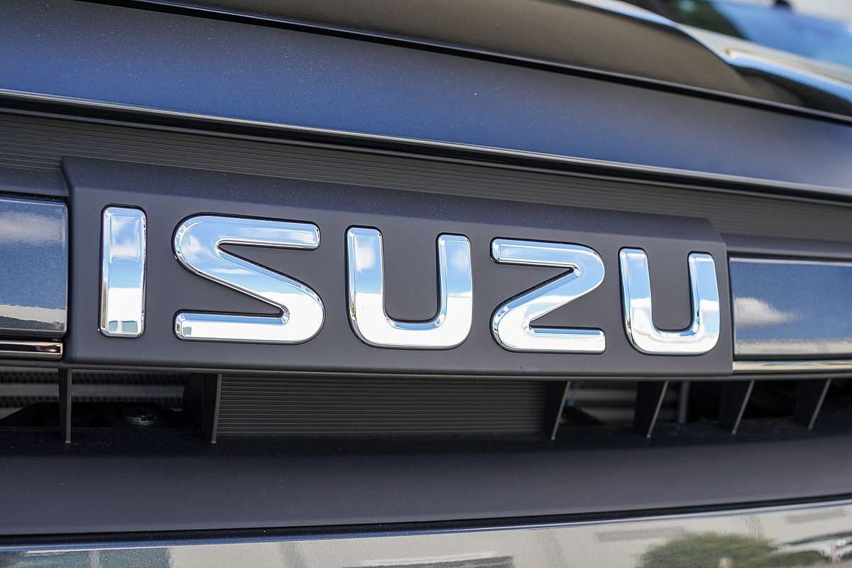 2025 Isuzu D-MAX X-TERRAIN 4X4