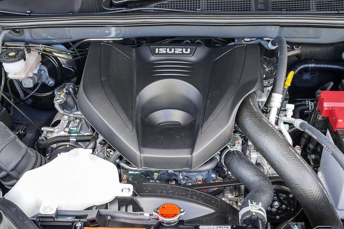 2025 Isuzu D-MAX X-TERRAIN 4X4