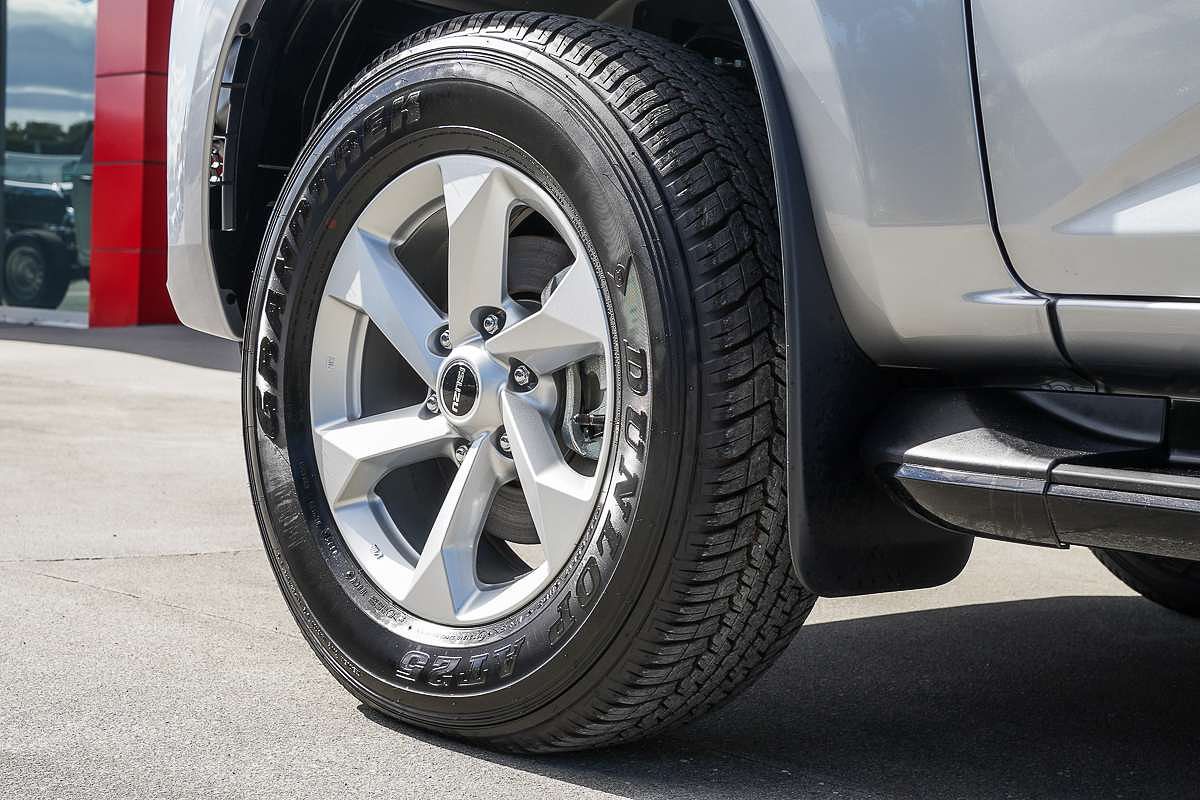 2025 Isuzu MU-X LS-M