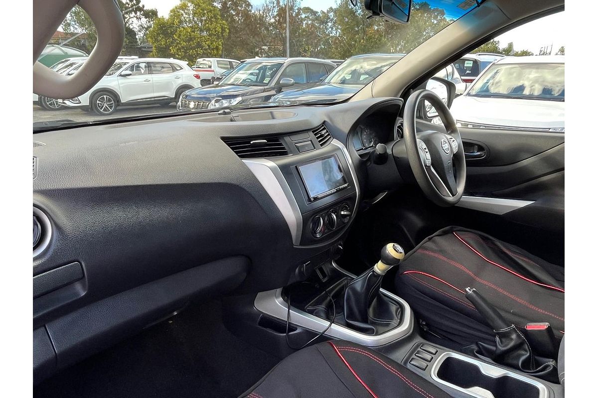 2015 Nissan Navara RX D23 4X4
