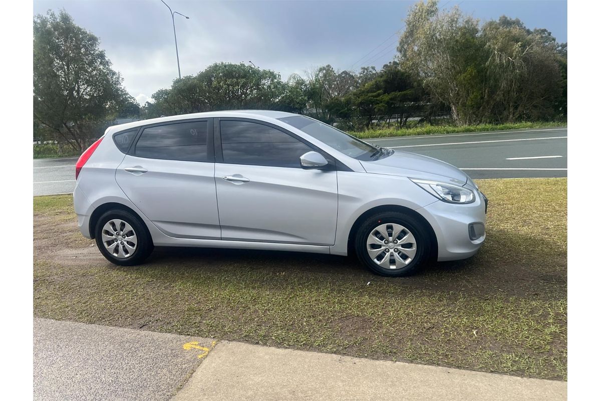 2015 Hyundai Accent Active RB3