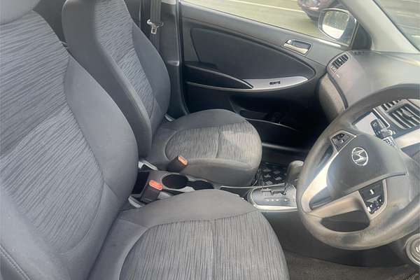 2015 Hyundai Accent Active RB3