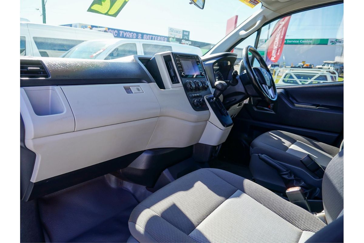 2020 Toyota Hiace Commuter GDH322R