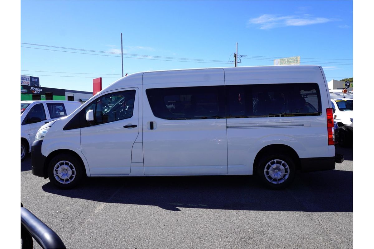 2020 Toyota Hiace Commuter GDH322R