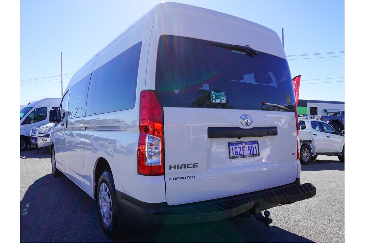 2020 Toyota Hiace Commuter GDH322R