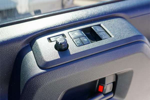 2020 Toyota Hiace Commuter GDH322R