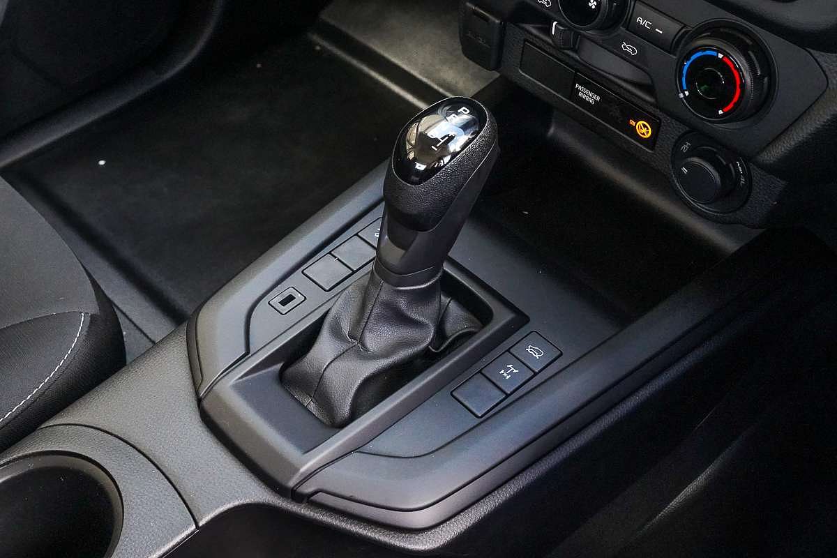 2025 Isuzu D-MAX SX 4X4
