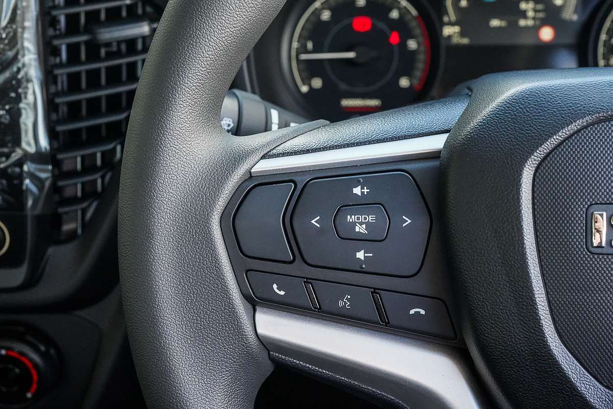 2025 Isuzu D-MAX SX 4X4