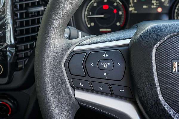2025 Isuzu D-MAX SX 4X4