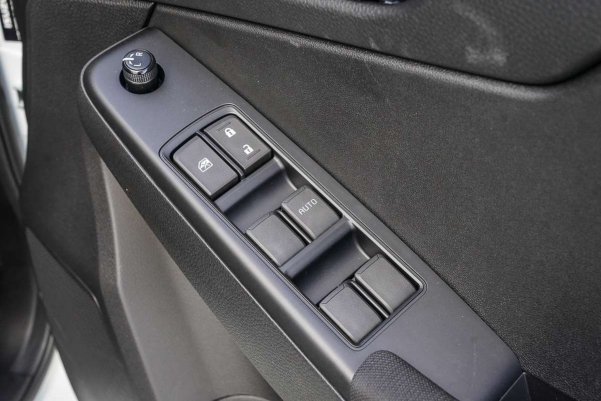 2025 Isuzu D-MAX SX 4X4