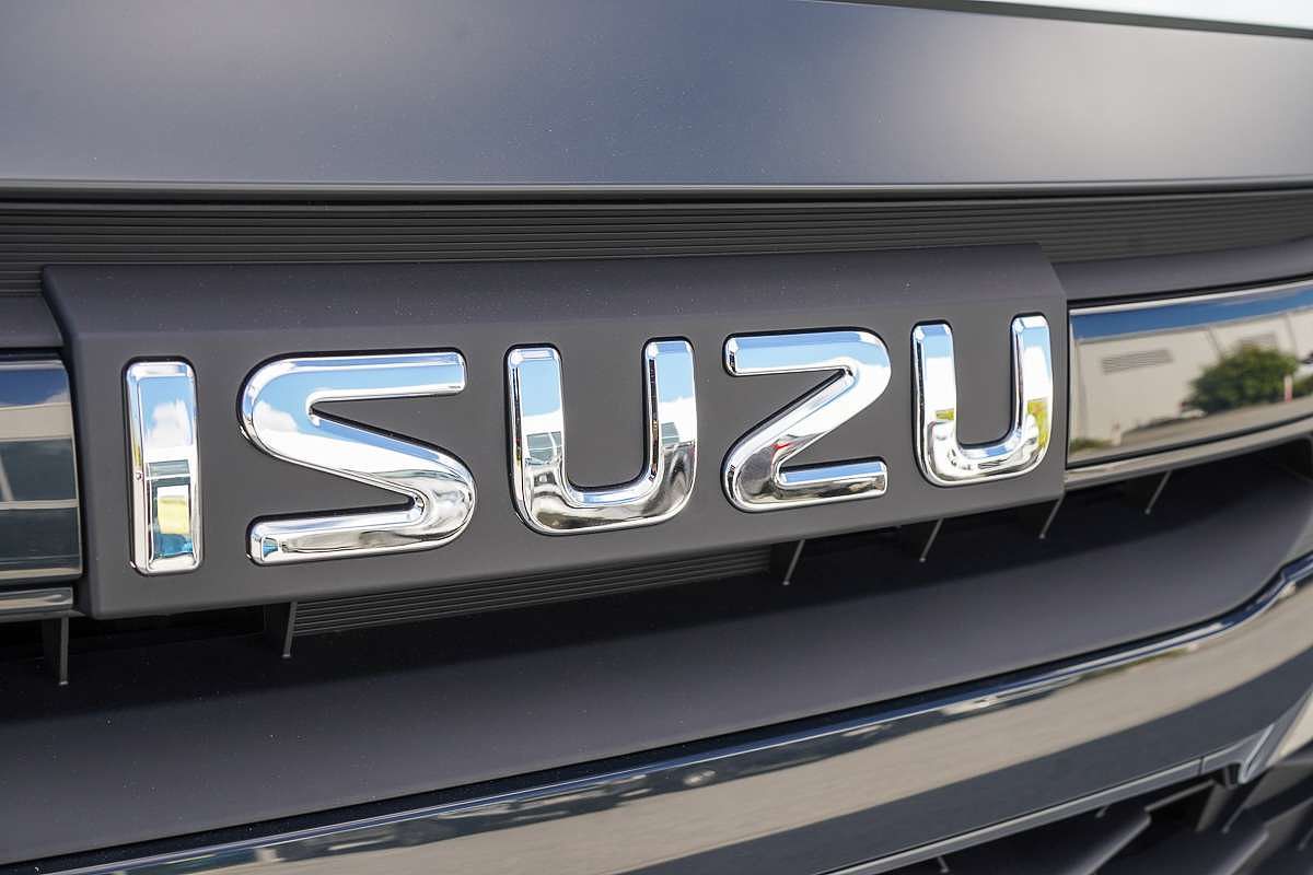 2025 Isuzu D-MAX SX 4X4