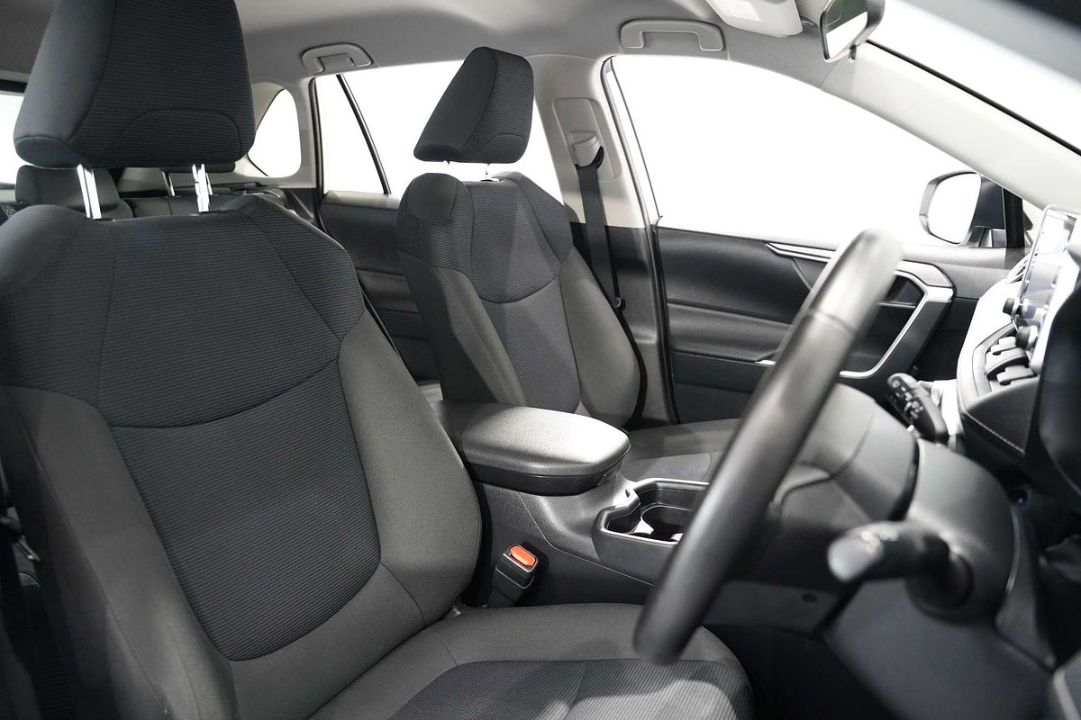 2021 Toyota RAV4 GX AXAH54R