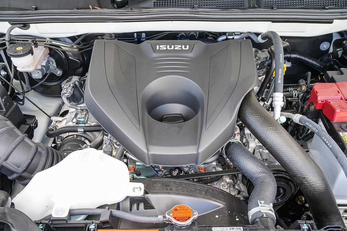 2025 Isuzu D-MAX SX 4X4