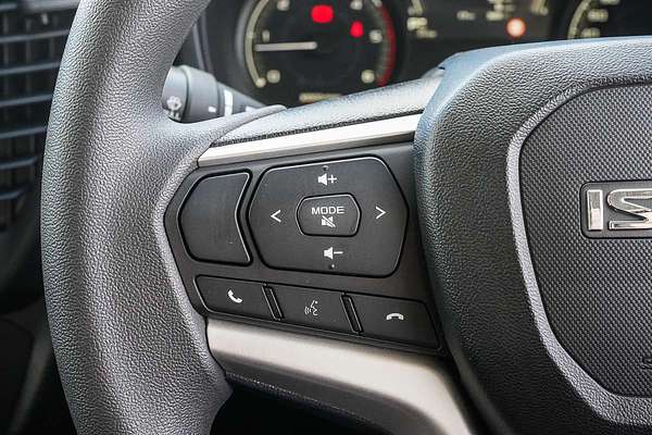 2025 Isuzu D-MAX SX 4X4