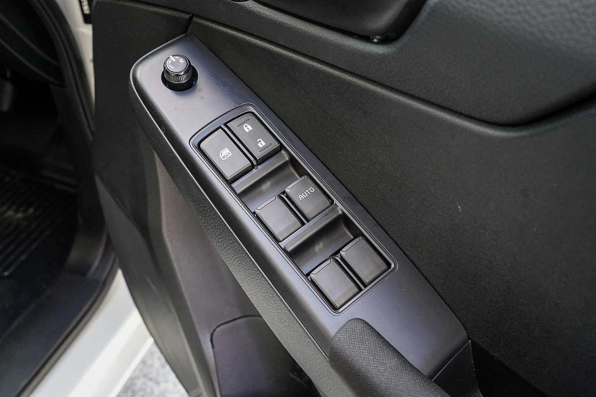 2025 Isuzu D-MAX SX 4X4