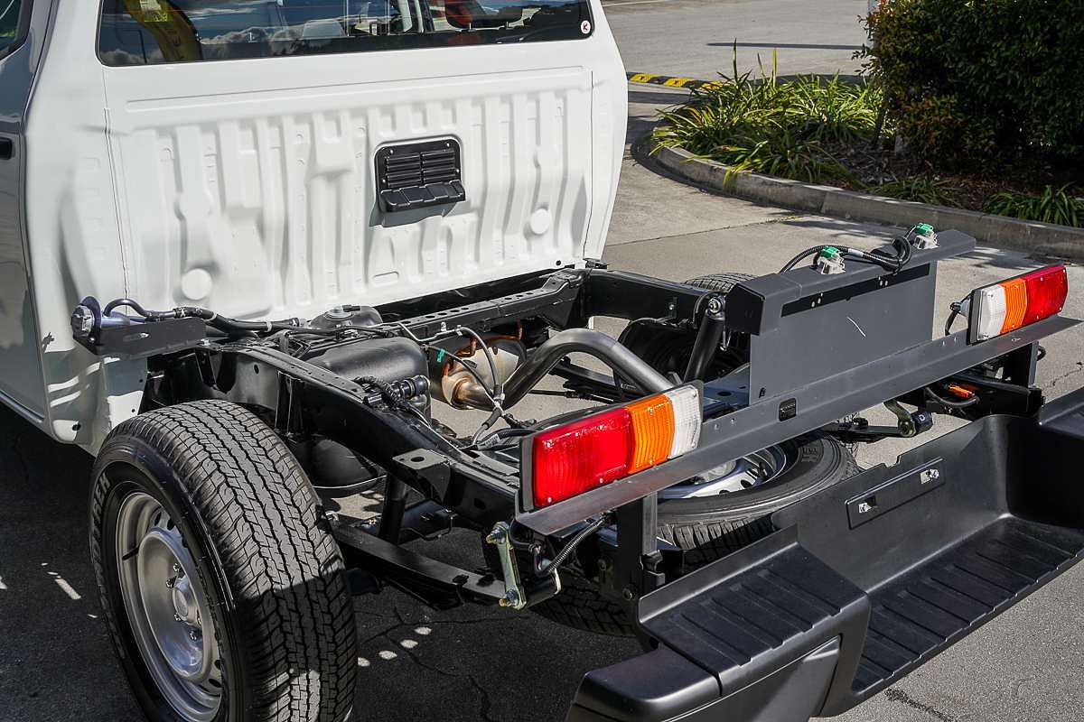 2025 Isuzu D-MAX SX 4X4